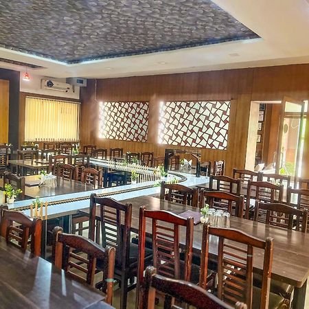 Narayans Leela Inn Udajpur Exteriér fotografie