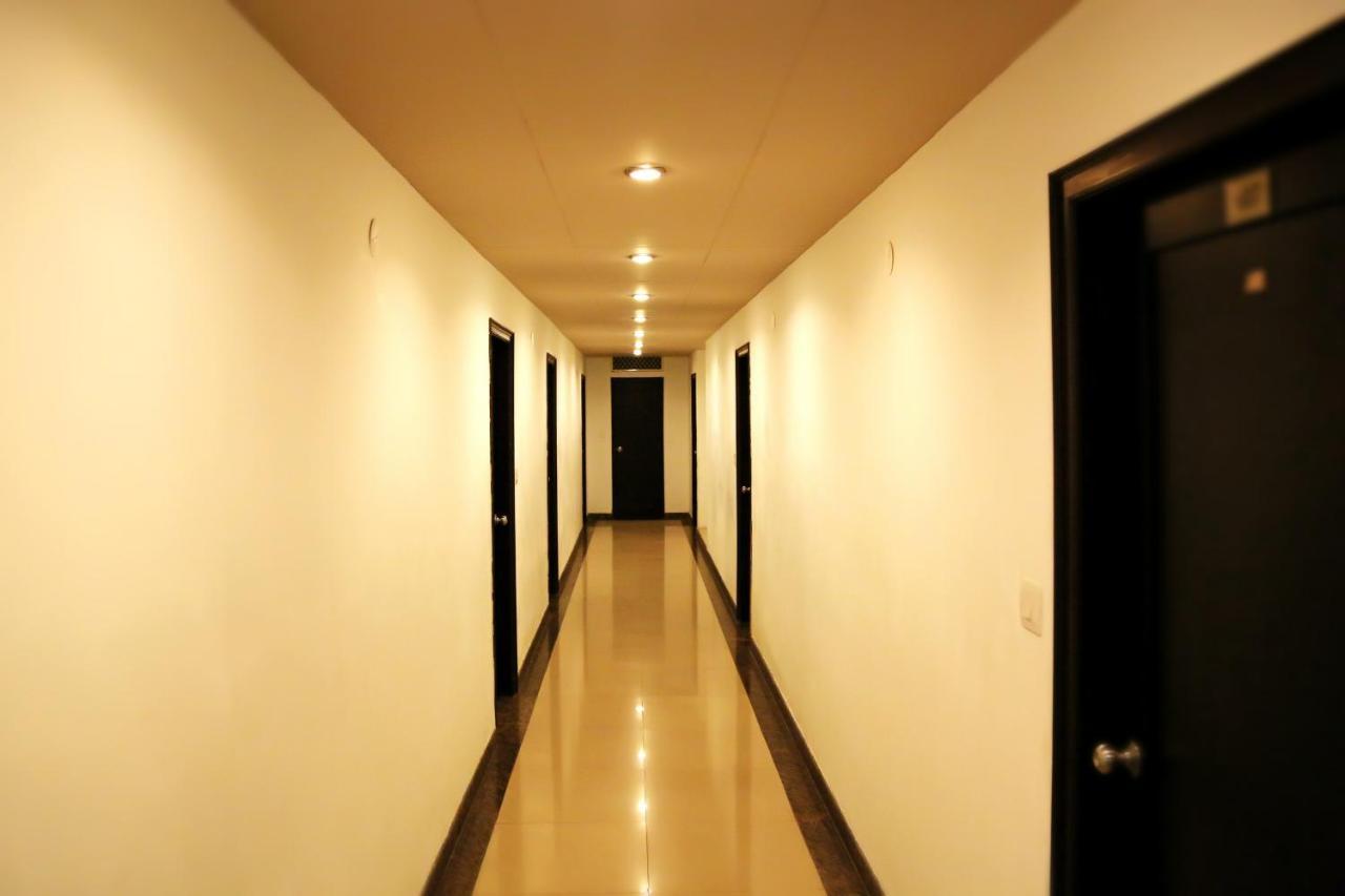 Narayans Leela Inn Udajpur Exteriér fotografie