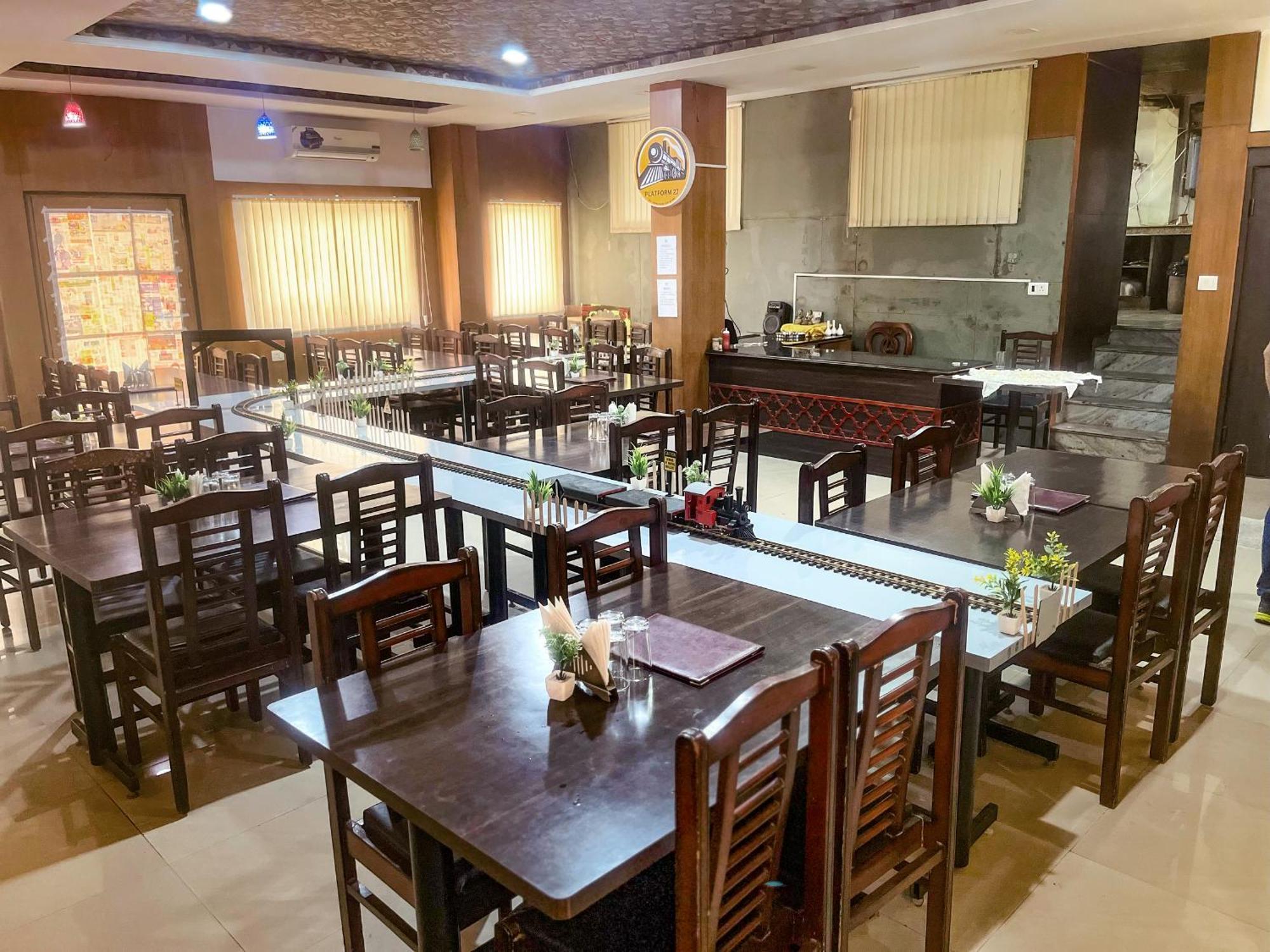 Narayans Leela Inn Udajpur Exteriér fotografie